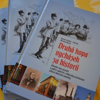 Autogrami�da knihy Druh� kopa vych�zek za histori� spojen� s oslavou 20 let Agentury Kultur-Kontakt