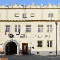 6. Hotel Z�tk�v d�m
