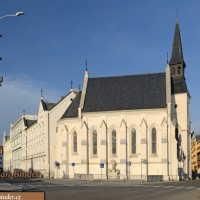 6. Kostel svat� Rodiny 