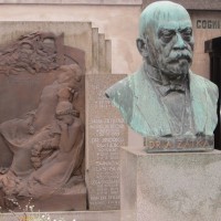 30. Vych�zka za histori� slavn�ch osobnost� poh�ben�ch u svat� Ot�lie - PhDr. Daniel Kov�� - �t. 15. 5. 2014  16,30 