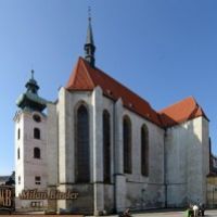 2. Prohl�dka krov� kostela Ob�tov�n� Panny Marie a Dominik�nsk�ho kl�tera. 